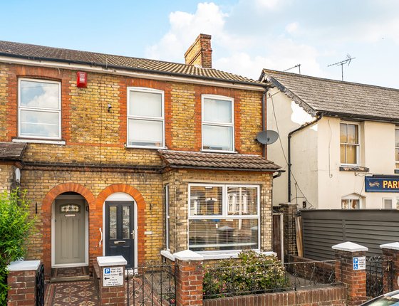Park Road, Sittingbourne, Kent, ME10, 9787 - Quealy & Co