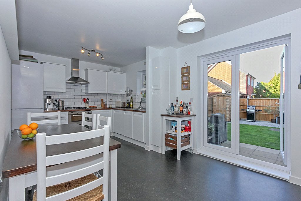 3 Bedroom house for sale in Primrose Avenue, Sittingbourne, Kent, ME10