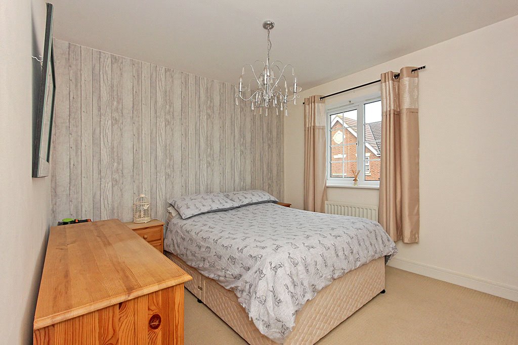 4 Bedroom house for sale in Emerald Crescent, Sittingbourne, Kent, ME10